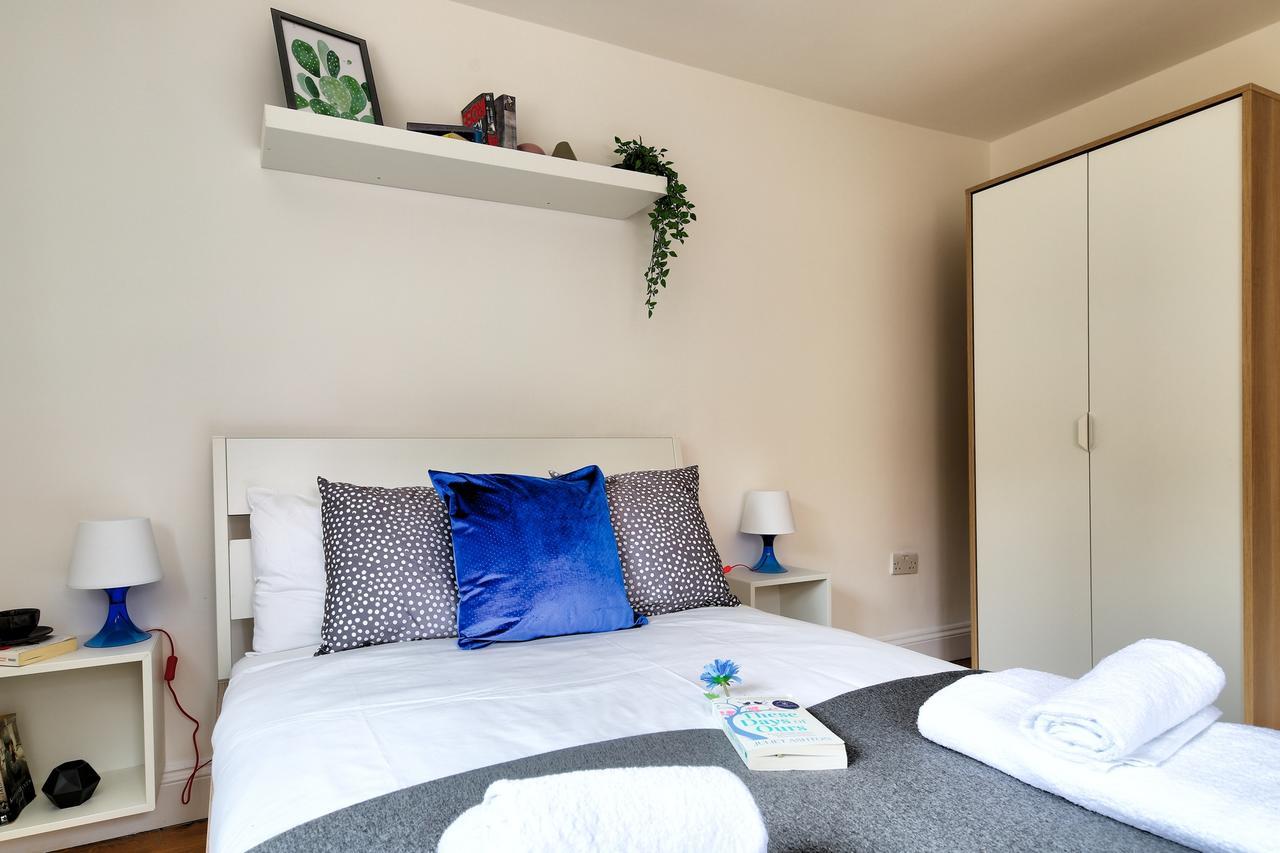 Willesden Short Let London Apartments เวมบลีย์ ภายนอก รูปภาพ